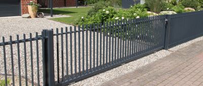 Metal Fence Construction in South Houston, TX